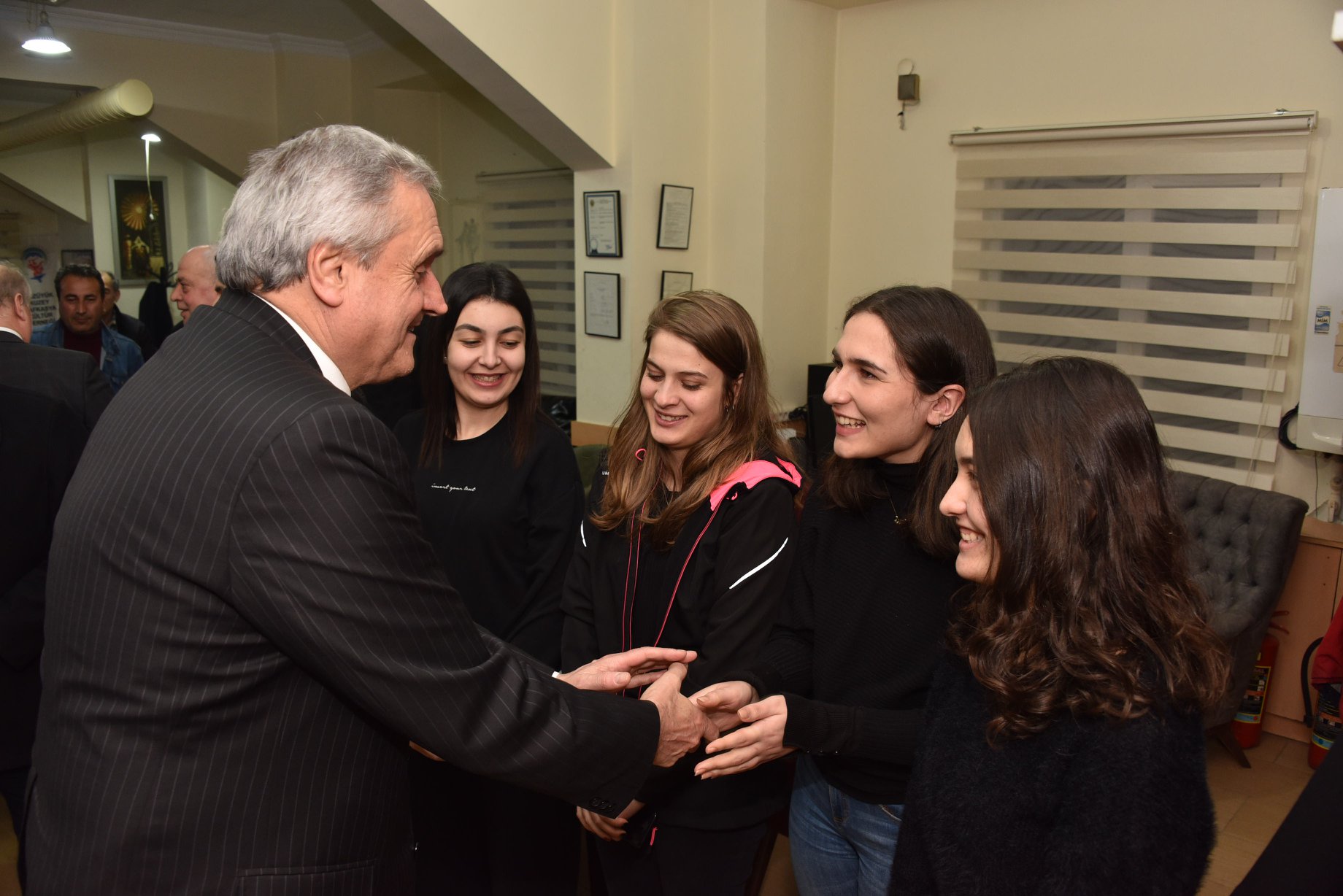 Başkan Bakkalcıoğlu'ndan Dernek Ziyareti 135