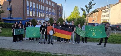 ALMANYADA ADIGE BAYRAK GÜNÜ COŞKUSU: MÖNCHENGLADBACHTA ANLAMLI BULUŞMA 1274