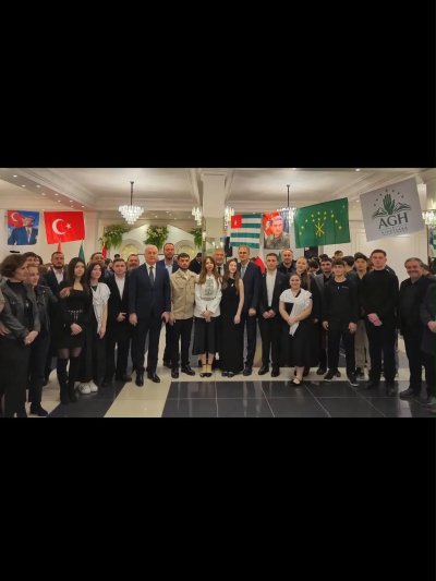 Düzce’de Ayayra Gençlik Gecesi Coşkuyla Kutlandı 1327